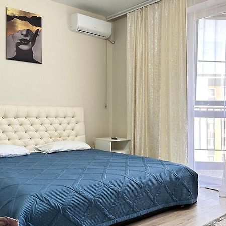 1 Комнатная Драмтеатр 1Bedroom Apartment Ust-Kamenogorsk ภายนอก รูปภาพ