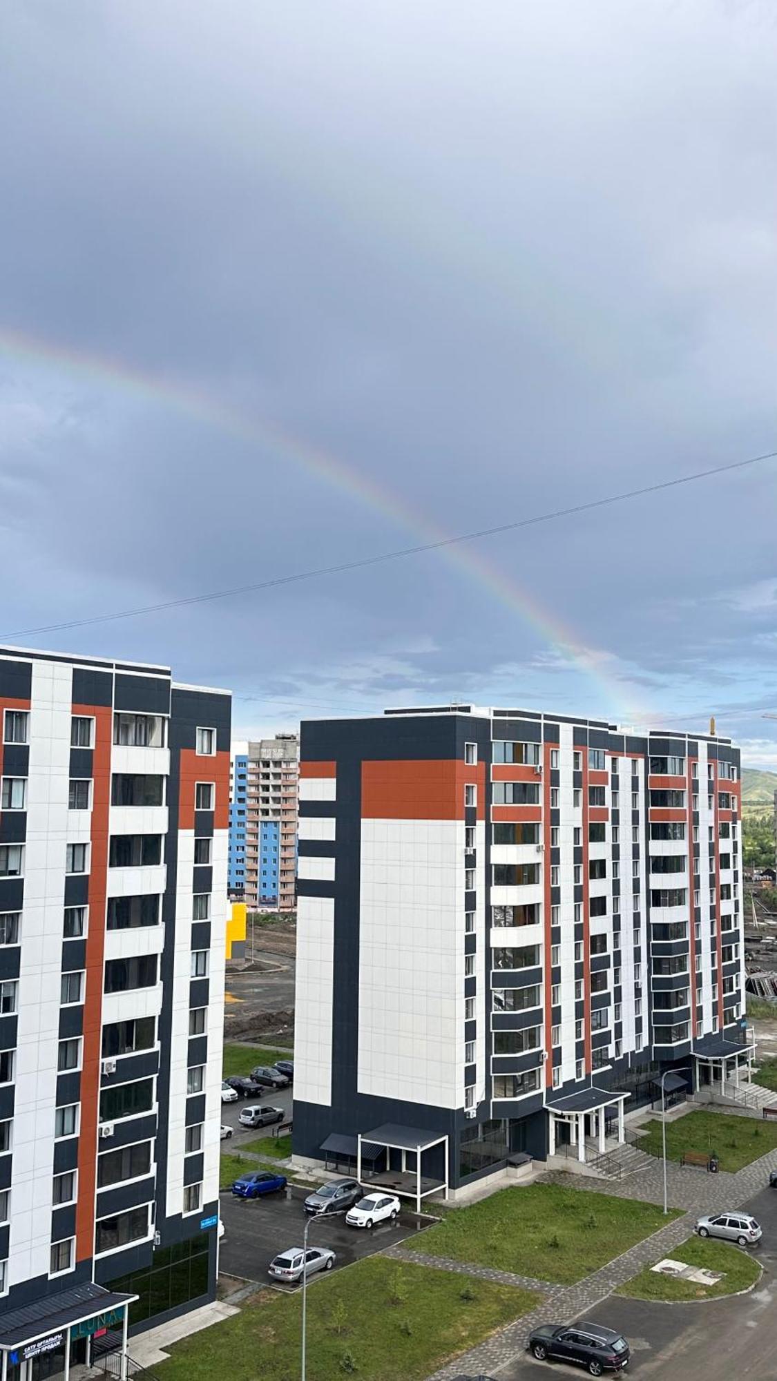 1 Комнатная Драмтеатр 1Bedroom Apartment Ust-Kamenogorsk ภายนอก รูปภาพ
